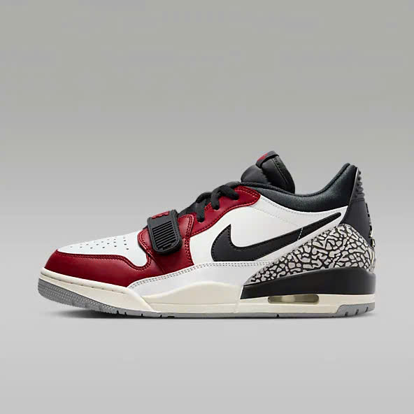 Giày Sneaker Nam 2026: TOP 7 Mẫu Hot Nhất, Phối Đồ Đẹp Mọi Phong Cách ea448a99a85c2902704d